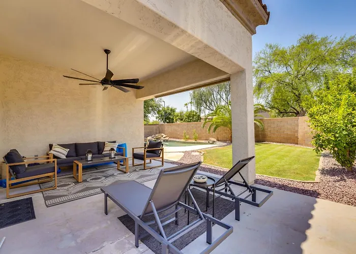 Heated Pool, Furnished Patio! Getaway Gilbert